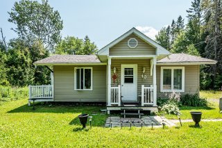 40 4e avenue du Lac-Vallée O.