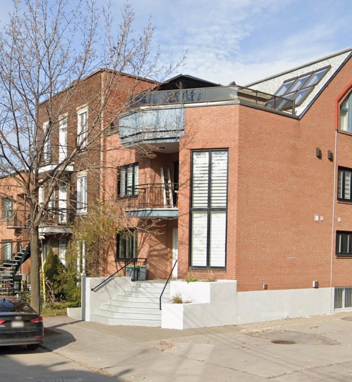 8771 Rue St-Denis